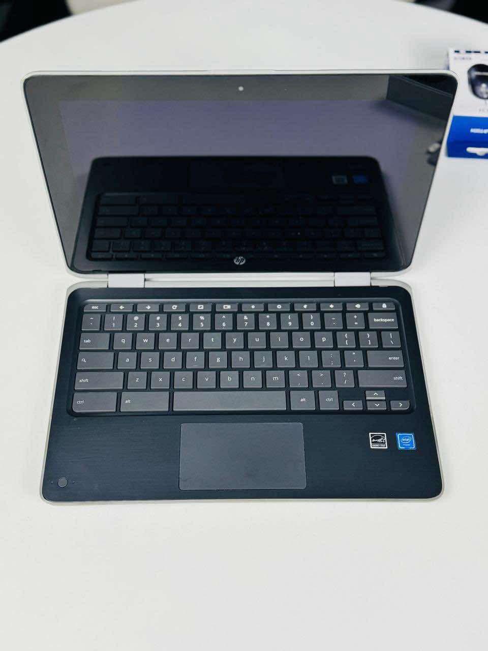 HP G7 Chromebook - Image 3